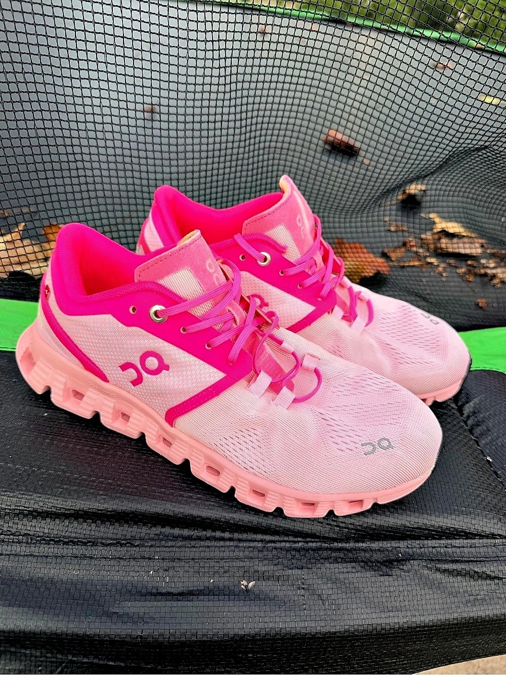 On Pink Athletic Shoes US 8 W Like New
